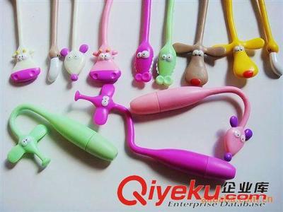 鄰舍工廠 創意動物彎曲筆，打造獨特贈品新選擇